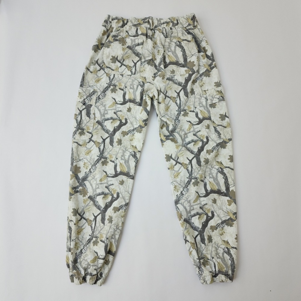 Love & Liberty Womens Real Tree Camo Cargo Jogger Pants Beige Grey Size Medium - Picture 7 of 7